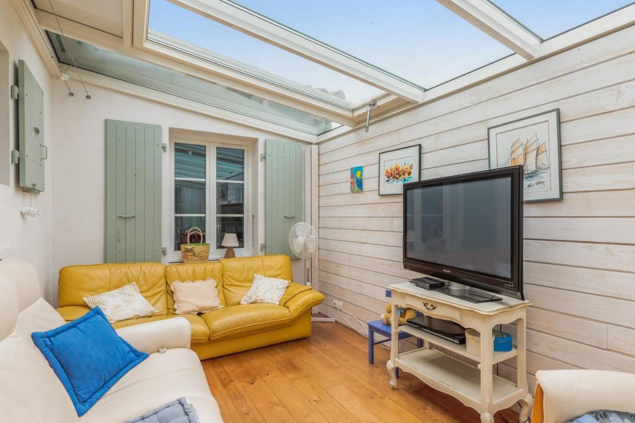Nice Studio With Veranda Nearby The Beach In La Flotte - Welkeys 外观 照片